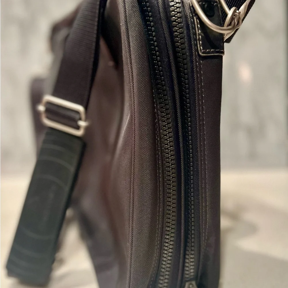 Samsonite Charcoal Gray Laptop Bag